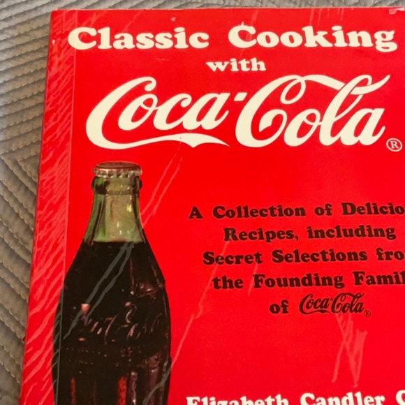 Coca-Cola Cookbook - Picture 7 of 7